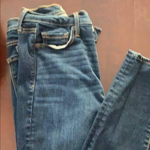 GAP True Skinny Jeans size 27R